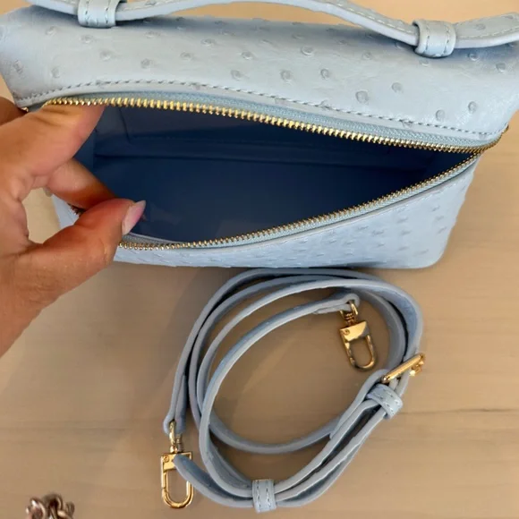 Faux Ostrich Pochette Bag - Picture 7 of 8